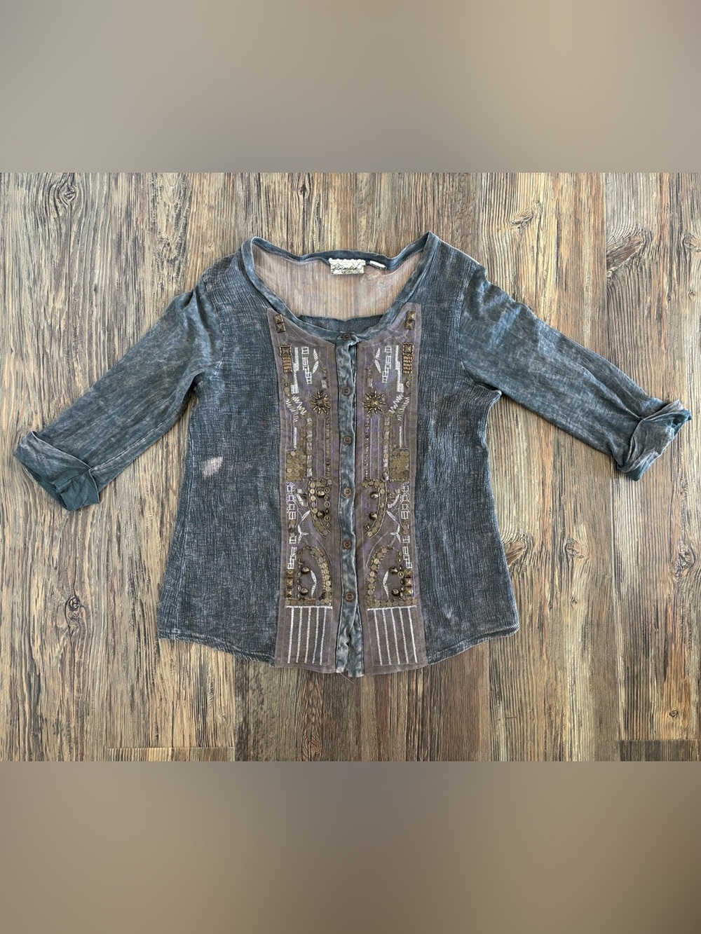 Gimmicks by BKE 3/4 Sleeve Button-Up Blouse S Gray Beads Sequins Embroidery Boho